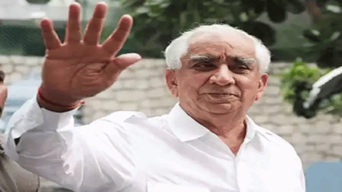 पूर्व केंद्रीय मंत्री जसवंत सिंह का निधन, लंबे समय से चल रहे थे बीमार 13