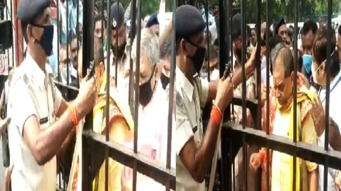 मंत्री नीरज कुमार ने किया नामांकन, पटना स्नातक निर्वाचन क्षेत्र से हैं एनडीए उम्मीदवार 7