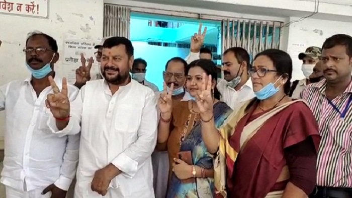 गया जिले के विभिन्न विधानसभा क्षेत्रों से कई उम्मीदवारों ने किया नामांकन, सुरक्षा को लेकर बड़े पैमाने पर पुलिस बल तैनात 9