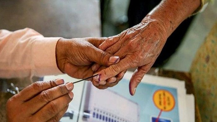 बक्सर के चारों विधानसभा सीट का चुनावी समीकरण, कौन किसे दे रहा टक्कर? 5