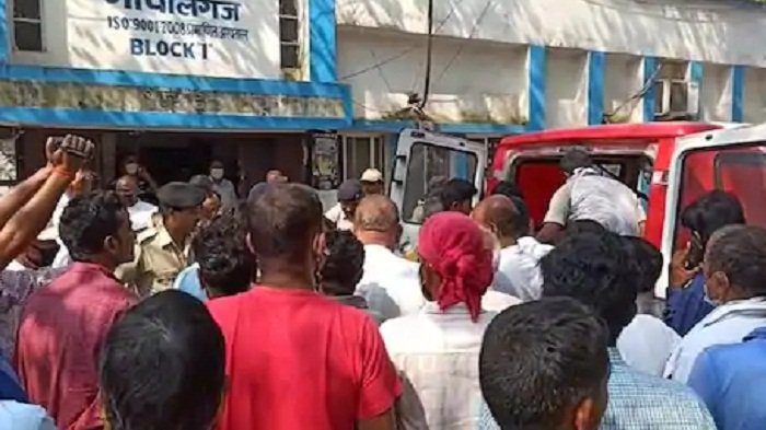 गोपालगंज: कोर्ट जा रहे वकील की हत्या, बाइक सवार अपराधियों ने मारी 6 गोलियां 4