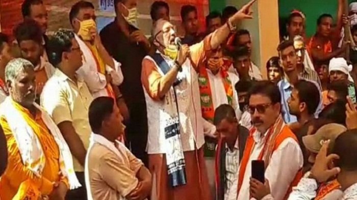 गिरिराज सिंह का आरजेडी पर बड़ा हमला, कहा- जिन्होंने बिहार में जंगलराज स्थापित किया, वह विकास की बात करते हैं 7