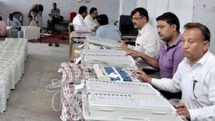 वाल्मीकिनगर लोकसभा सीट से जेडीयू के उम्मीदवार आगे, जानिए- कांग्रेस कितने वोटों से पिछड़ रही है 1