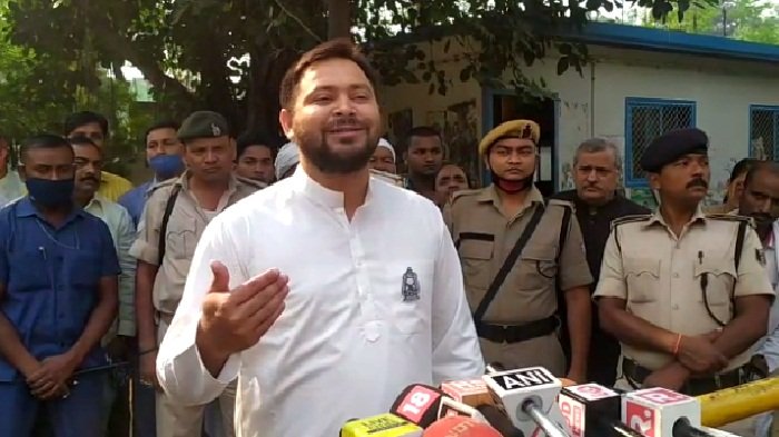 तेजस्वी ने फिर से सीएम नीतीश को रोजगार के मुद्दे पर घेरा, अमित शाह के स्वस्थ होने की दुआ की 4