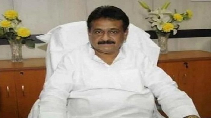 परसा में बुरी तरह हारे लालू यादव के समधी चंद्रिका राय, छोटे लाल राय ने दर्ज की जीत 1