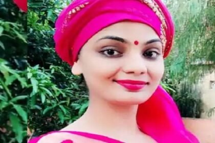 नेहा सिंह राठौर का इलाहाबाद विश्विद्यालय पर नया गाना, छात्रों को बताया बमबाज और कट्टाबाज, शुरू हुआ विरोध 13