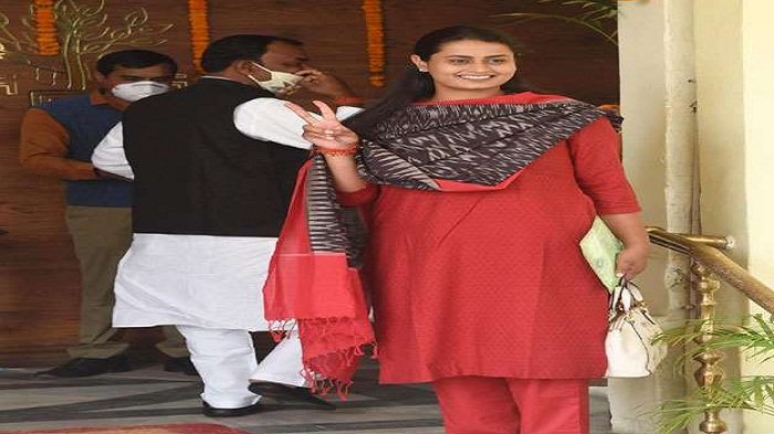 संस्कृत में शपथ लेने में युवा विधायकों ने दिखायी दिलचस्पी, श्रेयसी सिंह ने भी ली शपथ 1