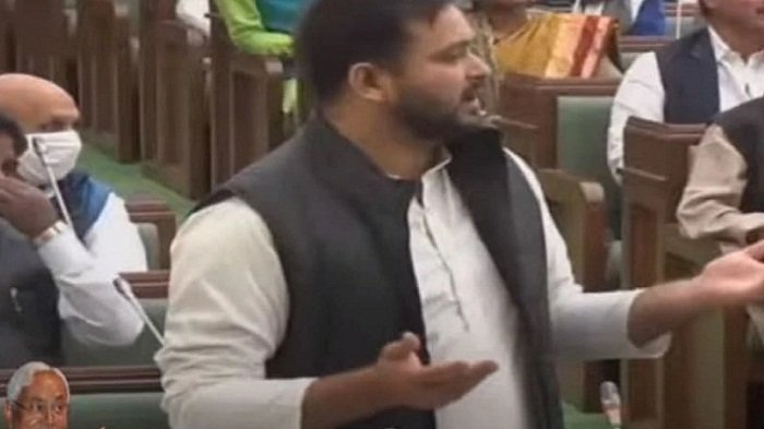 सदन में सत्ता पक्ष पर हमलावर हुए तेजस्वी यादव, बोले- कोरोना को लेकर जो कमेटी बनाने वाली थी, उसका क्या हुआ 1