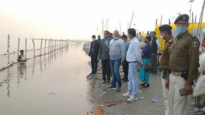 सारण: गंगा स्नान के लिए सोनपुर के घाटों का प्रभारी जिलाधिकारी ने किया निरीक्षण 1