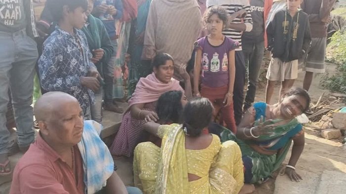 नवादा में रिटायर्ड दारोगा की पत्नी और दो बच्चों की मिली लाश, हत्या और आत्महत्या के बीच उलझी गुत्थी 1