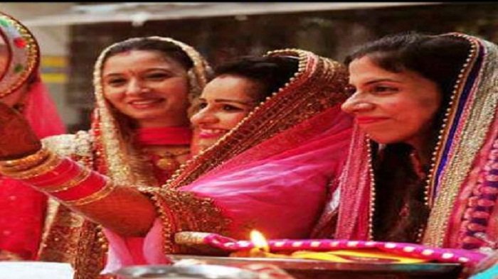 अखंड सौभाग्य का करवा चौथ व्रत आज, जानें पूजा की विधि और शुभ मुहूर्त 5