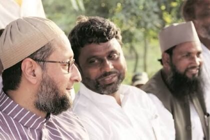 BIG BREAKING: AIMIM के विधायक ने शपथ में हिंदुस्तान बोलने से किया इनकार, उर्दू में ‘भारत’ शब्द के साथ अख्तरुल इमान ने ली शपथ 13