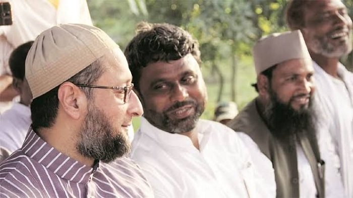 BIG BREAKING: AIMIM के विधायक ने शपथ में हिंदुस्तान बोलने से किया इनकार, उर्दू में ‘भारत’ शब्द के साथ अख्तरुल इमान ने ली शपथ 1