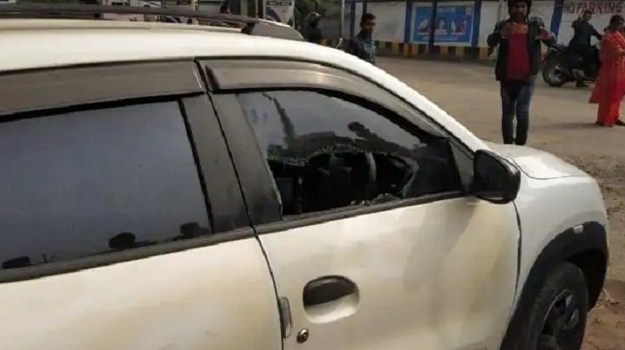 सुपौल: भारत बंद के दौरान 3 लाख की चोरी, पेट्रोल पंप पर लगी कार का शीशा तोड़ चोरों ने 3 लाख रुपये उड़ाए 3