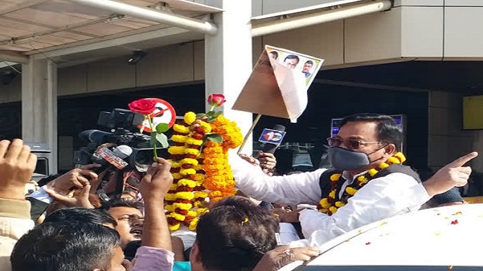 पटना पहुंचे बिहार कांग्रेस प्रभारी भक्त चरण दास, बोले- कांग्रेस के लिए तैयार करूंगा मजबूत रणनीति 1