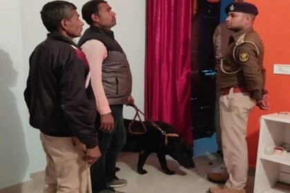 DM के घर हो रही थी चोरी, मजे में सो रहे थे थानेदार, नहीं उठाया फोन 7