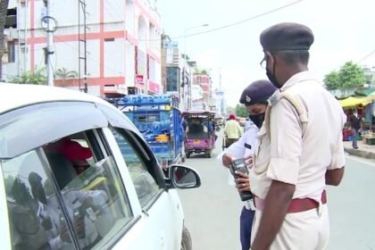 पटना में चेकिंग के नाम पर स्टूडेंट को पकड़ा, कहा 5 हजार रुपया दो वरना गाड़ी में शराब रख भिजवा देंगे जेल 5