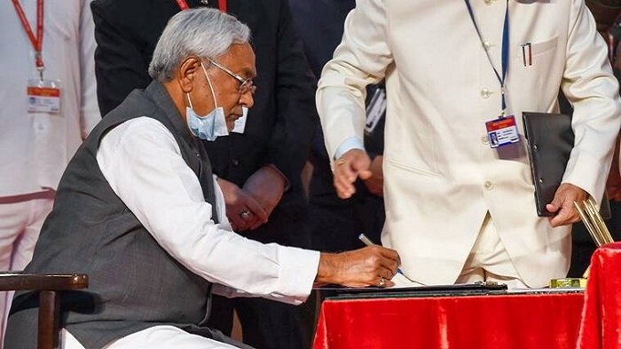बिहार के मंत्रिमंडल विस्‍तार की लंबी प्रतीक्षा होगी खत्‍म, आज नए मंत्रियों के नाम पर लगेगी अंतिम मुहर 1