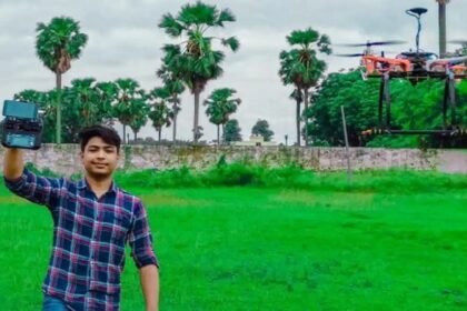 पूर्णिया में 10वीं के छात्र ने बना डाले 18 ड्रोन, आर्मी और किसानों की करना चाहते हैं मदद 13