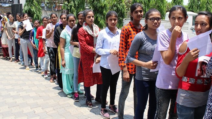 Inter Exam में बिहार बोर्ड ने बनाया अनोखा रिकॉर्ड, कल हैं परीक्षा का आखिरी दिन 1