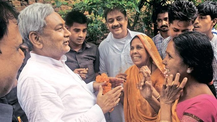 Women's Day: CM नीतीश ने महिला के कहने पर लिया था बिहार के लिए सबसे बड़ा फैसला 1