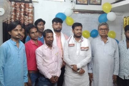 विद्या जंक्शन कोचिंग में धूमधाम से मनाया गया शिक्षक दिवस, कई शिक्षकों को किया गया सम्मानित 3