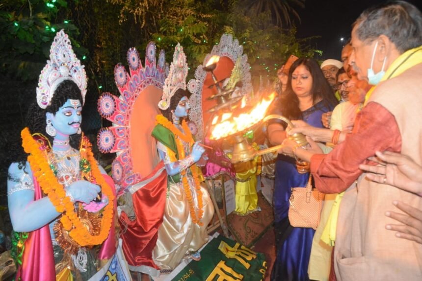 भव्य जुलूस के साथ चित्रगुप्त जी की प्रतिमाओं का हुआ सामुहिक विसर्जन, पटना सिटी के चित्रगुप्त घाट में 1