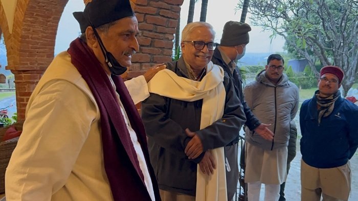 RSS के मार्गदर्शक मॉडल के वरिष्ठ सदस्य और संघ के पूर्व महामंत्री भय्याजी सुरेश जोशी से आरके सिन्हा ने की मुलाकात 1