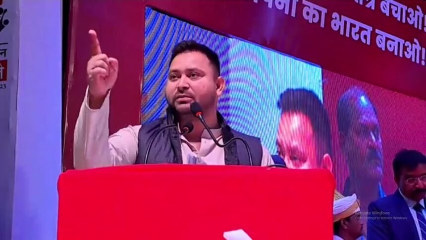 तेजस्वी यादव ने माले के मंच से विपक्षी एकजुटता का किया आह्वान, कांग्रेस से ड्राइविंग सीट की कर दी मांग 1