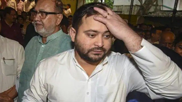 तेजस्वी यादव पहुंचे दिल्ली हाईकोर्ट, CBI की समन रद्द करने की मांग, जानें पूरा मामला 1