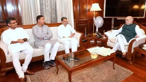 उपेंद्र कुशवाहा ने अमित शाह से की मुलाकात, एनडीए में होंगे शामिल! बीजेपी सांसद संजय जायसवाल भी रहे मौजूद 1