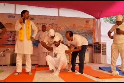हाजीपुर में योग करने के दौरान बिगड़ी केंद्रीय मंत्री की तबीयत, अब दिल्ली AIIMS में करवाएंगे इलाज￼ 8