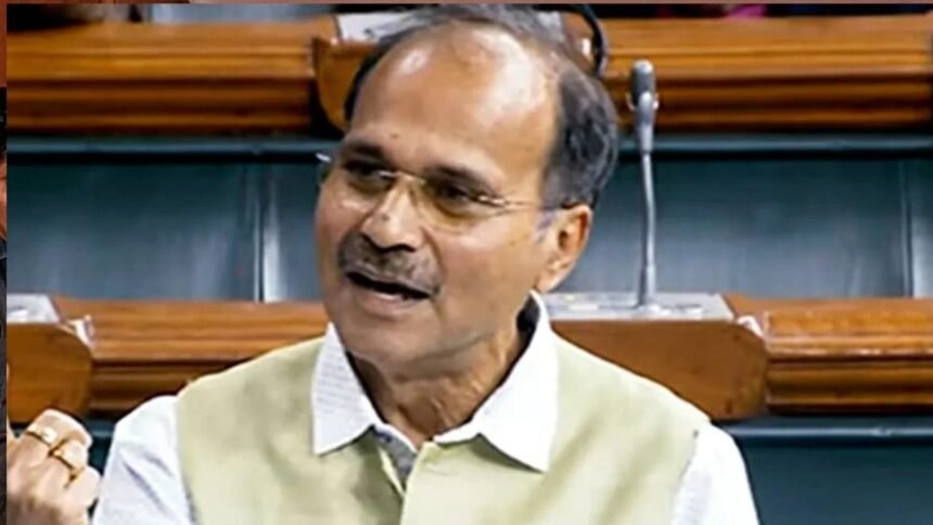 लोकसभा में अधीर रंजन चौधरी का BJP पर करारा हमला, बोले-धृतराष्ट्र अंधे थे, तब द्रौपदी का वस्त्र हरण हुआ था, आज भी राजा अंधे बैठे हैं, मणिपुर और हस्तिनापुर में कोई फर्क नहीं 1