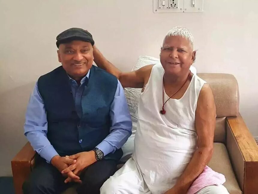 RJD MLC सुनिल सिंह का CM नीतीश-अशोक चौधरी पर तंज ! इशारों ही इशारों में उड़ाया मजाक, जानें 1