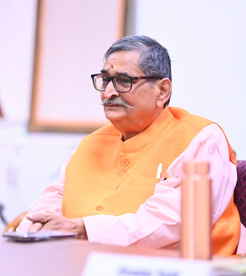दीवाली मनायें पर मिलावटी मिठाइयों बिना, इस विषय पर यह खास आलेख  1