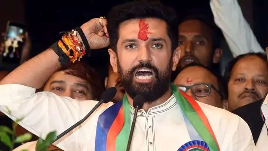 PM मोदी के बयान पर चिराग पासवान का छलका दर्द, NDA छोड़ने का बताया कारण, CM नीतीश पर किया राजनीतिक खुलासा￼ 1