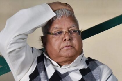 लालू यादव-तेजस्वी की बढ़ी मुश्किल, ED ने फिर भेजा समन, इस दिन करेगी दोनों से पूछताछ, जानिए 3
