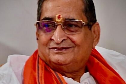 पीएम मोदी का उनकी हालिया श्रीनगर यात्रा के समय उमंग और उत्साह के साथ हुआ स्वागत, अब कश्मीर देश की मुख्यधारा से जुड़ रहा है। 13