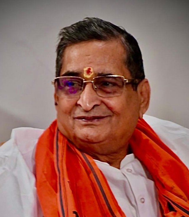 पीएम मोदी का उनकी हालिया श्रीनगर यात्रा के समय उमंग और उत्साह के साथ हुआ स्वागत, अब कश्मीर देश की मुख्यधारा से जुड़ रहा है। 1