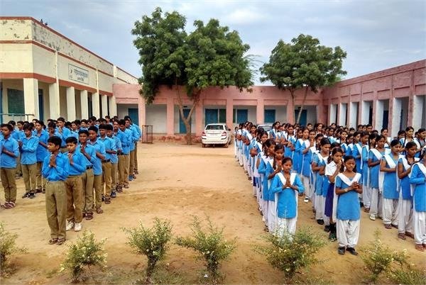 सरकारी और निजी स्कूलों के लिए सख्त निर्देश जारी, चिलचिलाती धूप में दंडाधिकारी को टाइमिंग बदलने को कहा 1