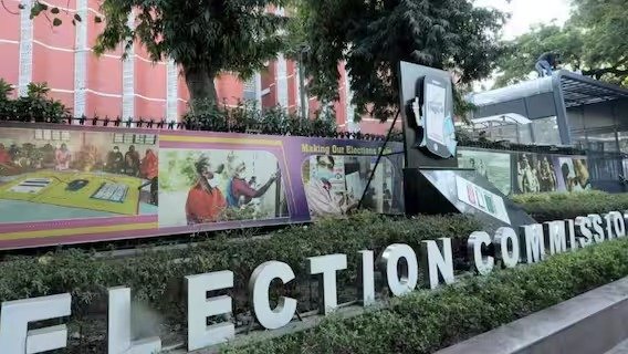 छठे चरण के लिए नामांकन शुरू, बिहार में 8 सीट पर होना है मतदान 1