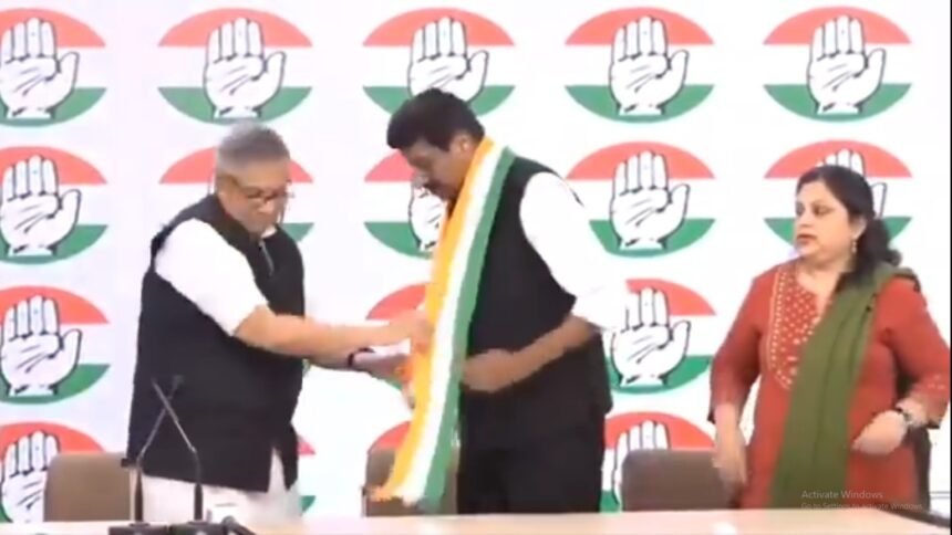 बड़े भूमिहार नेता ने छोड़ी RJD, तेजस्वी देखते रह गए..कांग्रेस का थामा हाथ 1