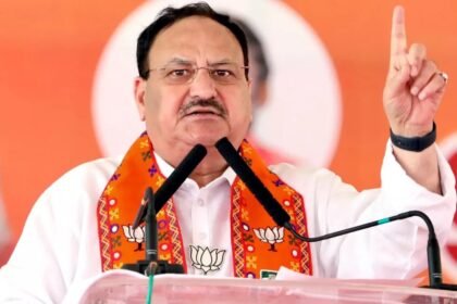शिवहर में लवली आनंद के लिए जेपी नड्डा ने की रैली, RJD-कांग्रेस पर जमकर साधा निशाना 3