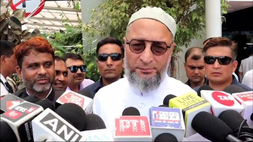 असदुद्दीन ओवैसी पटना आकर अमित शाह को दिया करारा जवाब, बोले-मुसलमान के नाम पर सबका आरक्षण खत्म करने की साजिश 1