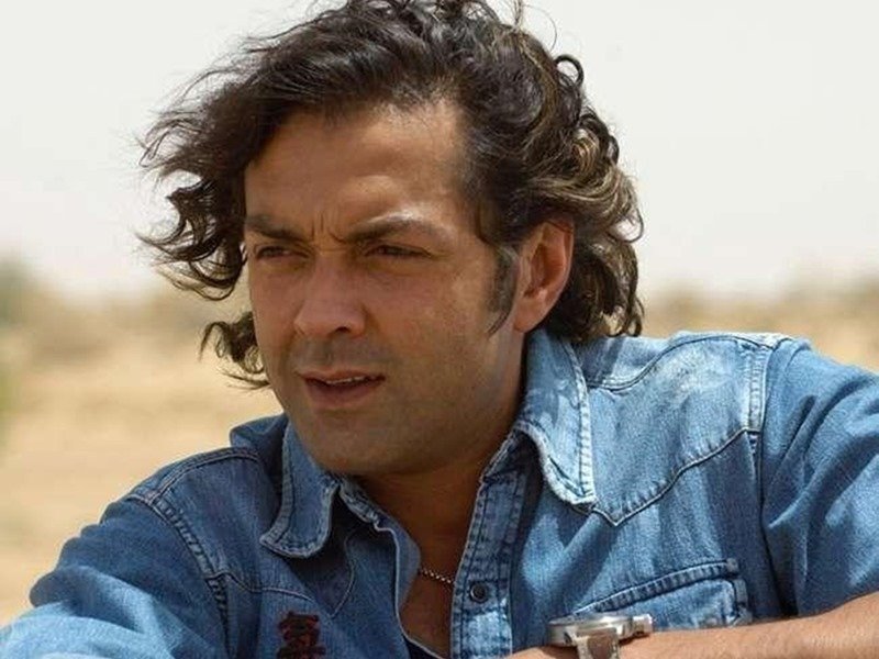 बॉबी देओल किसी जमाने में एक्ट्रेस का फोटो लेकर घुमते थे, जानिए नाम 1