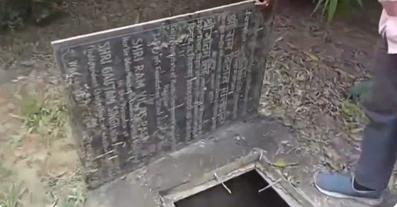 पिता के अपमान पर भड़के चिराग पासवान, CM नीतीश से कर दी कार्रवाई की मांग 2 पिता के अपमान पर भड़के चिराग पासवान, CM नीतीश से कर दी कार्रवाई की मांग 1
