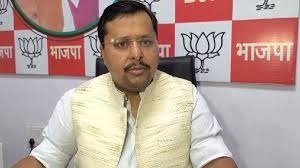 nitin naveen