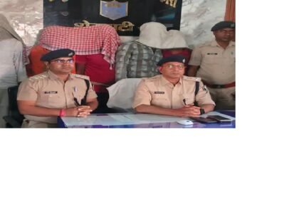 टोल की अवैध वसूली करने वाले 5 एंट्री माफिया गिरफ्तार तलाशी के दौरान 1800 नकद और 2 मोटरसाइकिल बरामद, टोल कर्मियों को धमकी 13
