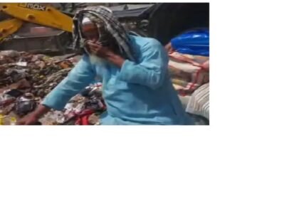 नगर परिषद की लापरवाही से सिवान में डेंगू, मलेरिया का खतरा शहर में कचरे का अंबार,डंपिंग की व्यवस्था नहीं होने से परेशानी 12