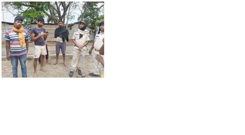 चाउमीन विक्रेता का सिर काटकर ले गए बदमाश,सिर ढूंढने में लगी 4 थानों की पुलिस परिवार ने उसके कपड़े और मोबाइल से लाश की पहचान 1